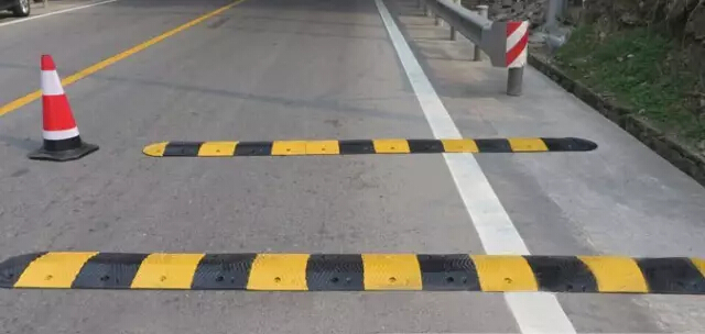 PCB廠:再這樣過減速帶,你的車壽命至少減三年! PCB廠:再這樣過減速帶,你的車壽命至少減三年!