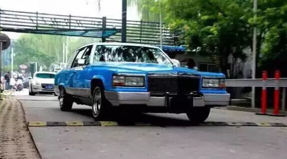 PCB廠:再這樣過減速帶,你的車壽命至少減三年! PCB廠:再這樣過減速帶,你的車壽命至少減三年!